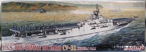 Dragon 1/700 USS Bon Homme Richard CV-31 with Photoetched Details, 7063 plastic model kit